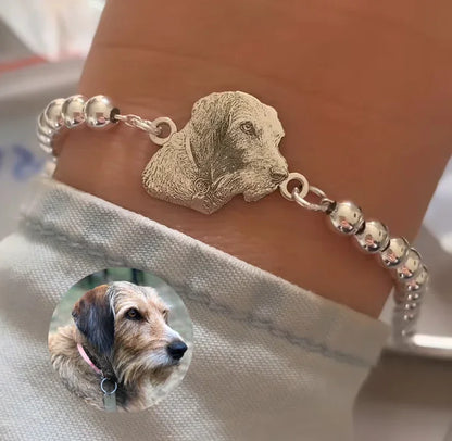 Bracciale Gemboutiquejewelry in argento 925 con ciondolo personalizzato a forma di cane.